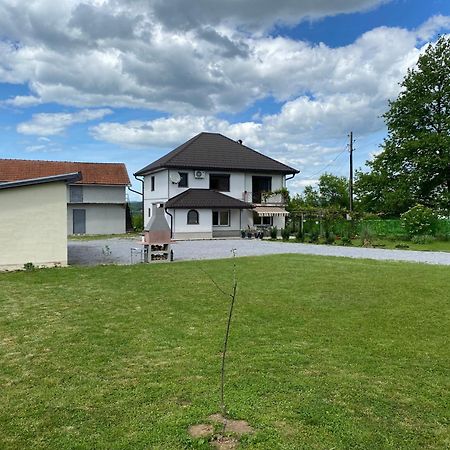 Kuca Za Odmor Tarik Villa Cazin Exteriör bild