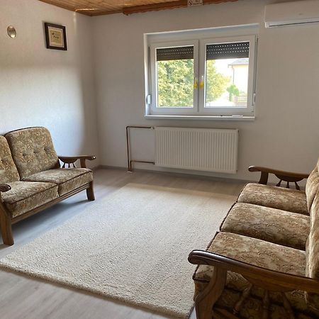 Kuca Za Odmor Tarik Villa Cazin Exteriör bild