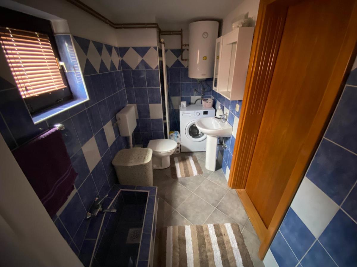 Kuca Za Odmor Tarik Villa Cazin Exteriör bild